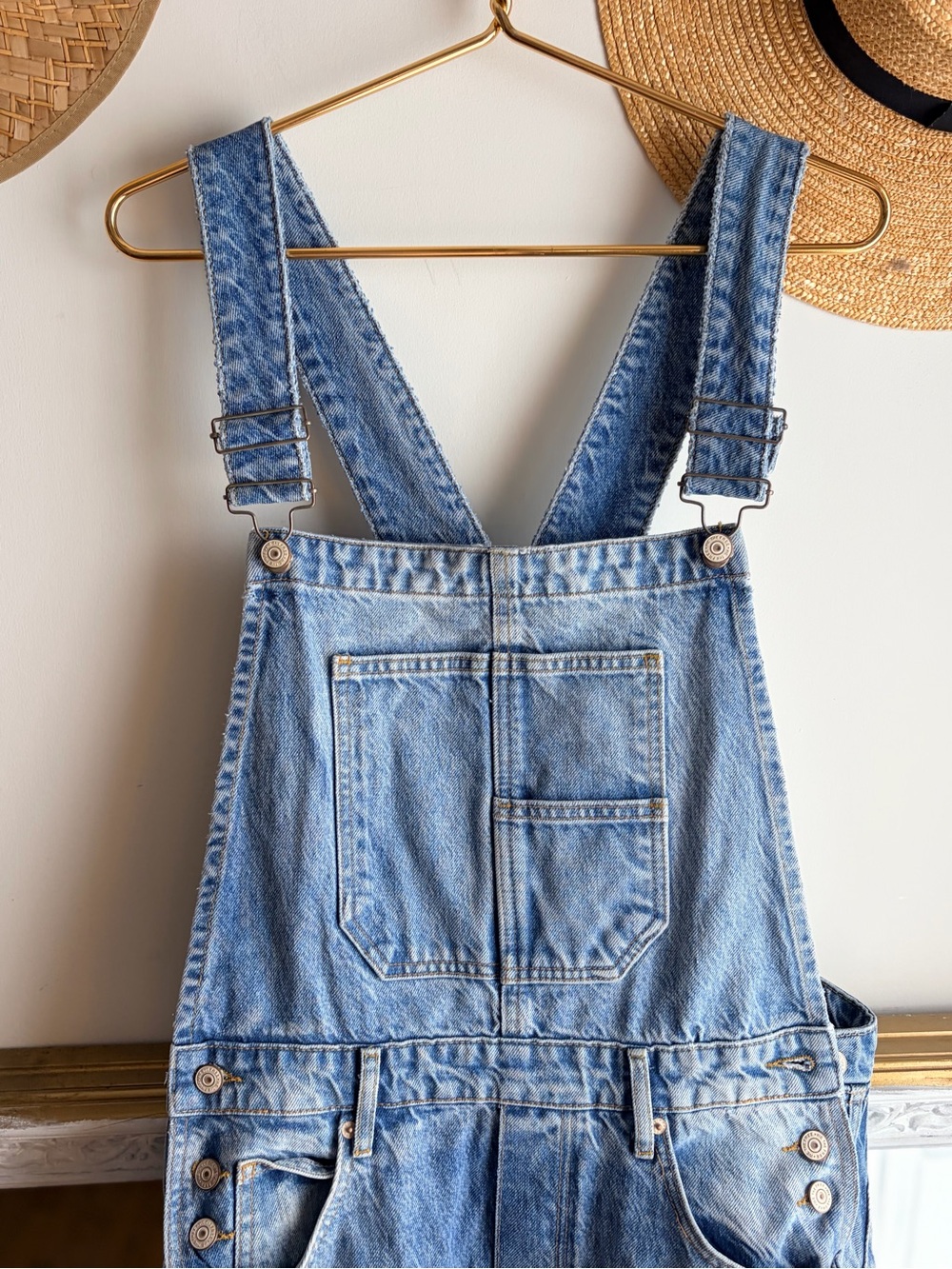 Free People We The Free Good Luck Barrel Overalls size medium - Picture 4 of 6